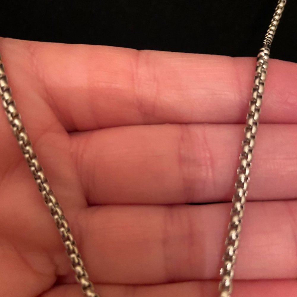 Harely Wing Snap Necklaces - Picture 6 of 6